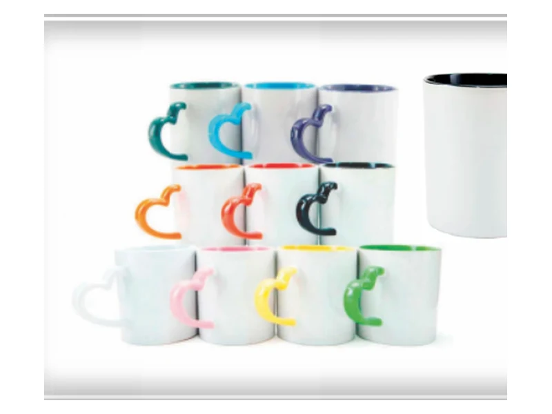 Caneca Colorida com Alça Coração
