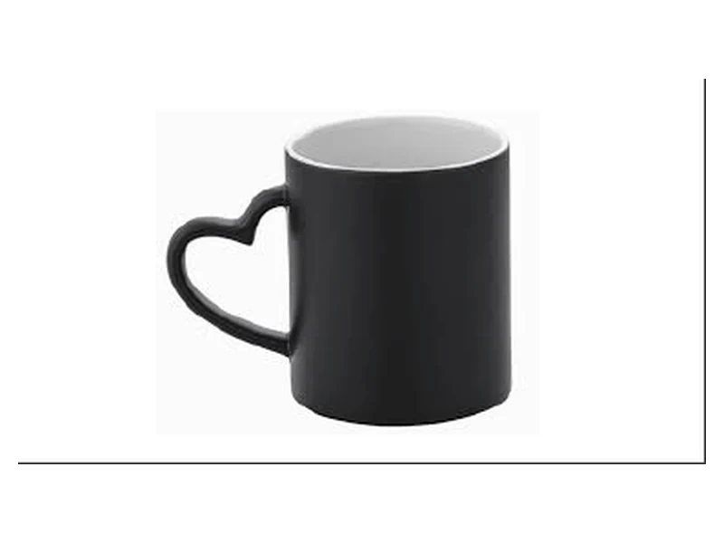 Caneca Coração Preta Fosca